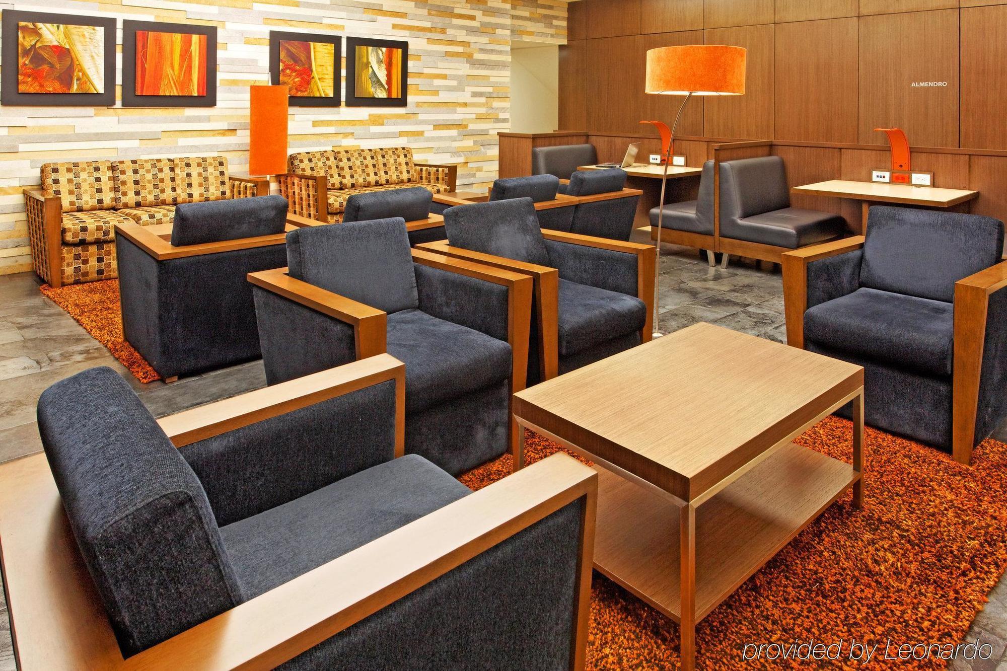 Holiday Inn Express Bogota - Parque La 93 By Ihg Інтер'єр фото