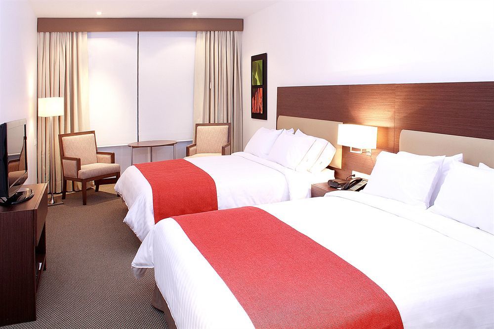 Holiday Inn Express Bogota - Parque La 93 By Ihg Екстер'єр фото